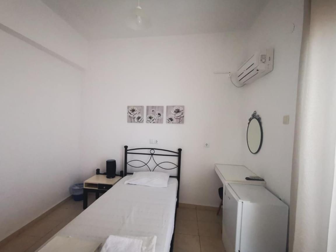 Nikos Hotel Diafánion Eksteriør billede