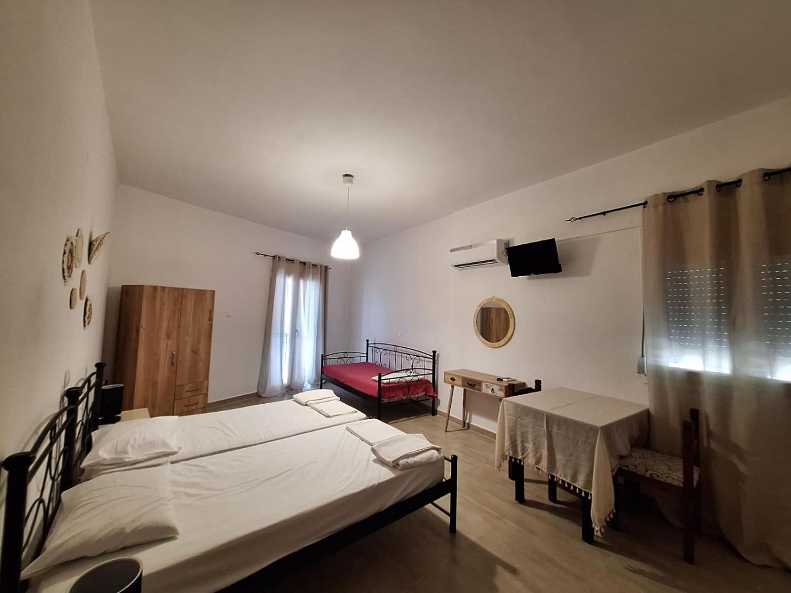Nikos Hotel Diafánion Eksteriør billede